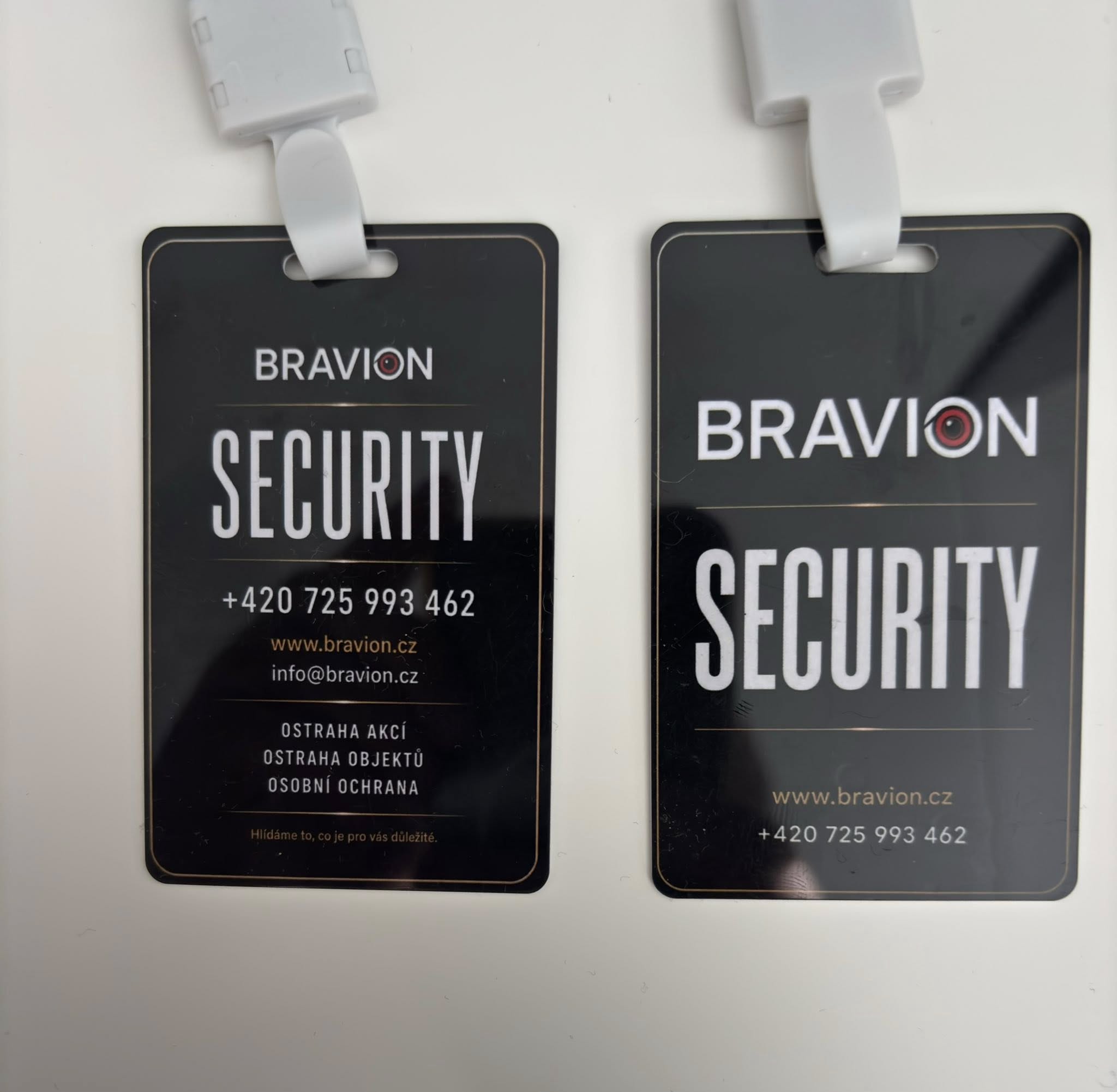 Visačky Bravion Security pro společenskou akci v hotelu Clarion v Brně