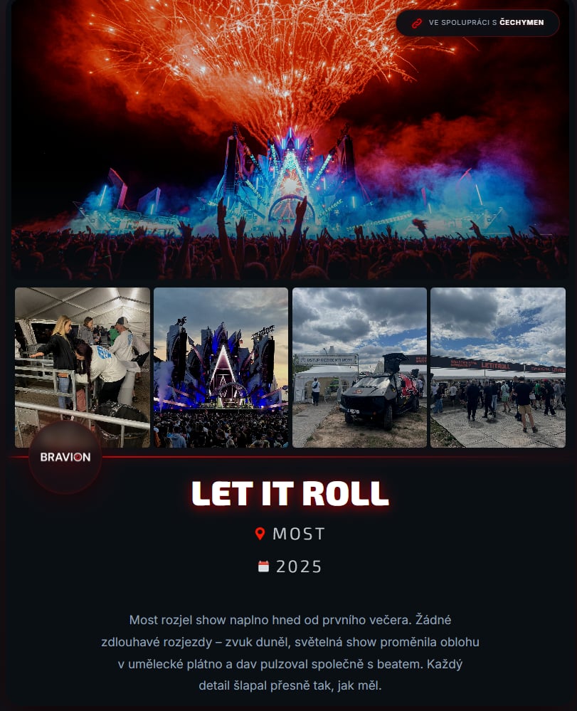 Noční pódium se světelnou show a davem (Let It Roll)